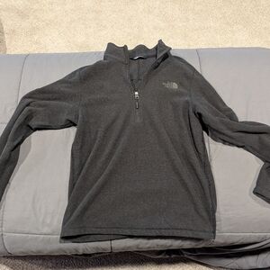 The North Face Men's Black 1/4 Zip